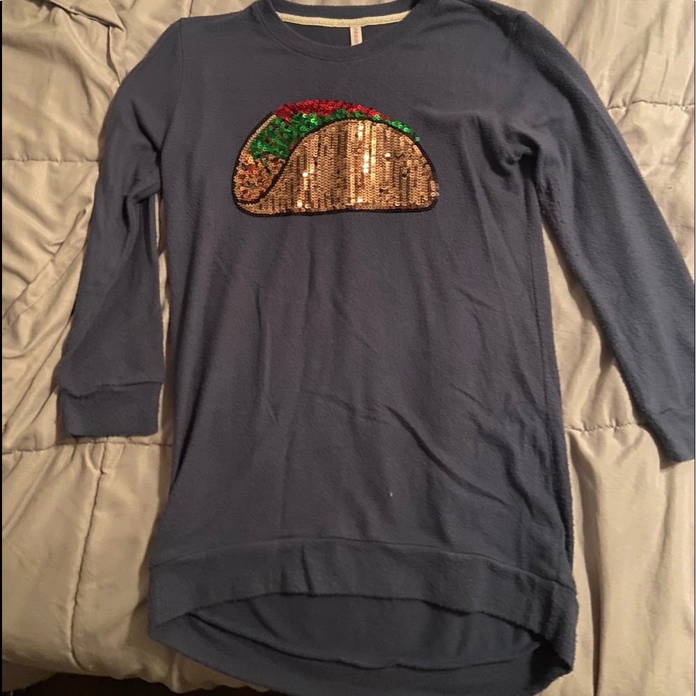Sequin pullover